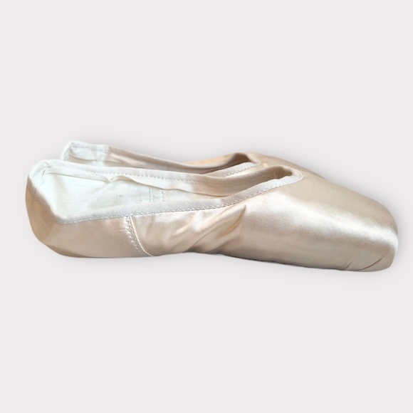 Grishko Ulanova Pointe Shoe 5 X M - Picture 3 of 9